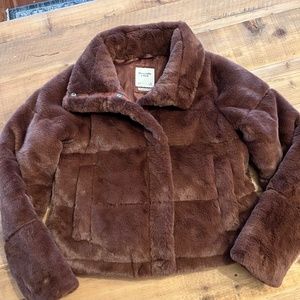 Abercrombie & Fitch Faux Fur Puffer Jacket